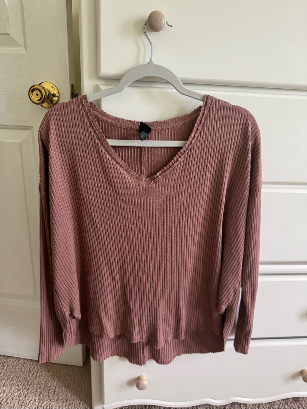wild fable Ribbed V-Neck Long Sleeve Top - Mauve